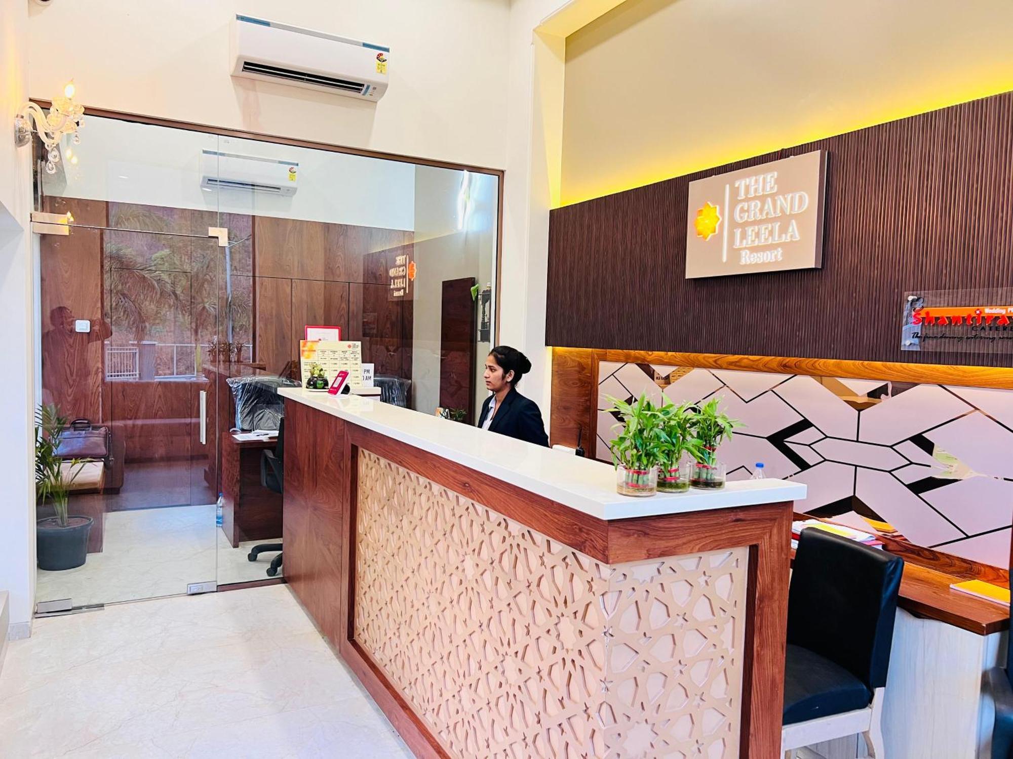 The Grand Leela Resort Khopoli Buitenkant foto