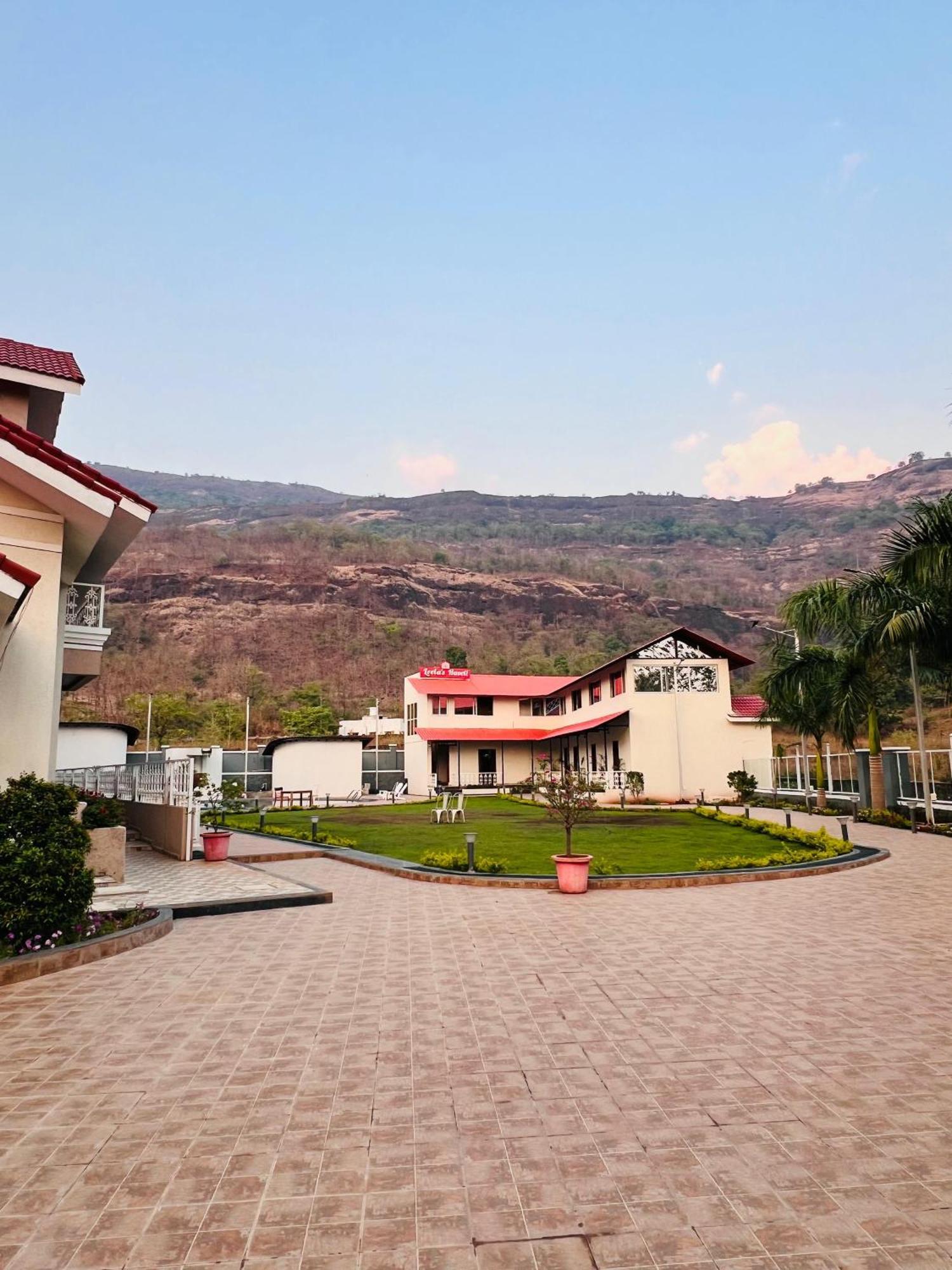 The Grand Leela Resort Khopoli Buitenkant foto