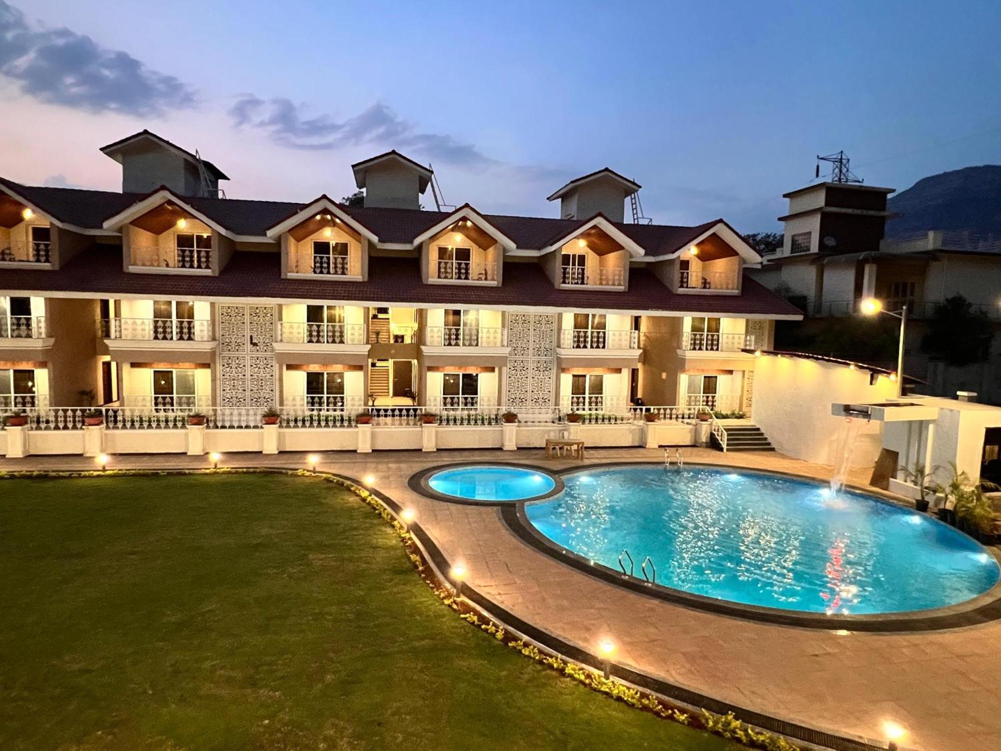 The Grand Leela Resort Khopoli Buitenkant foto